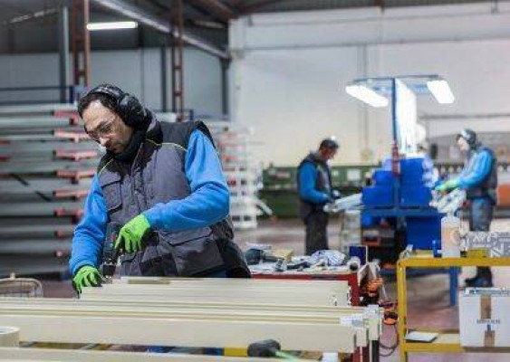 La creación de empresas se mantiene saludable en la Región: nacen 6 por cada 1 que se destruye