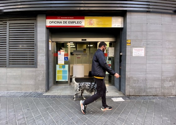 Empleo y paro en la Región de Murcia y España: años 2000-2022