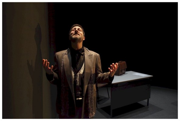El teatro alicantino se hace hueco en la Sala Russafa con 'Profesor Lazhar' y 'Las novias viudas' 