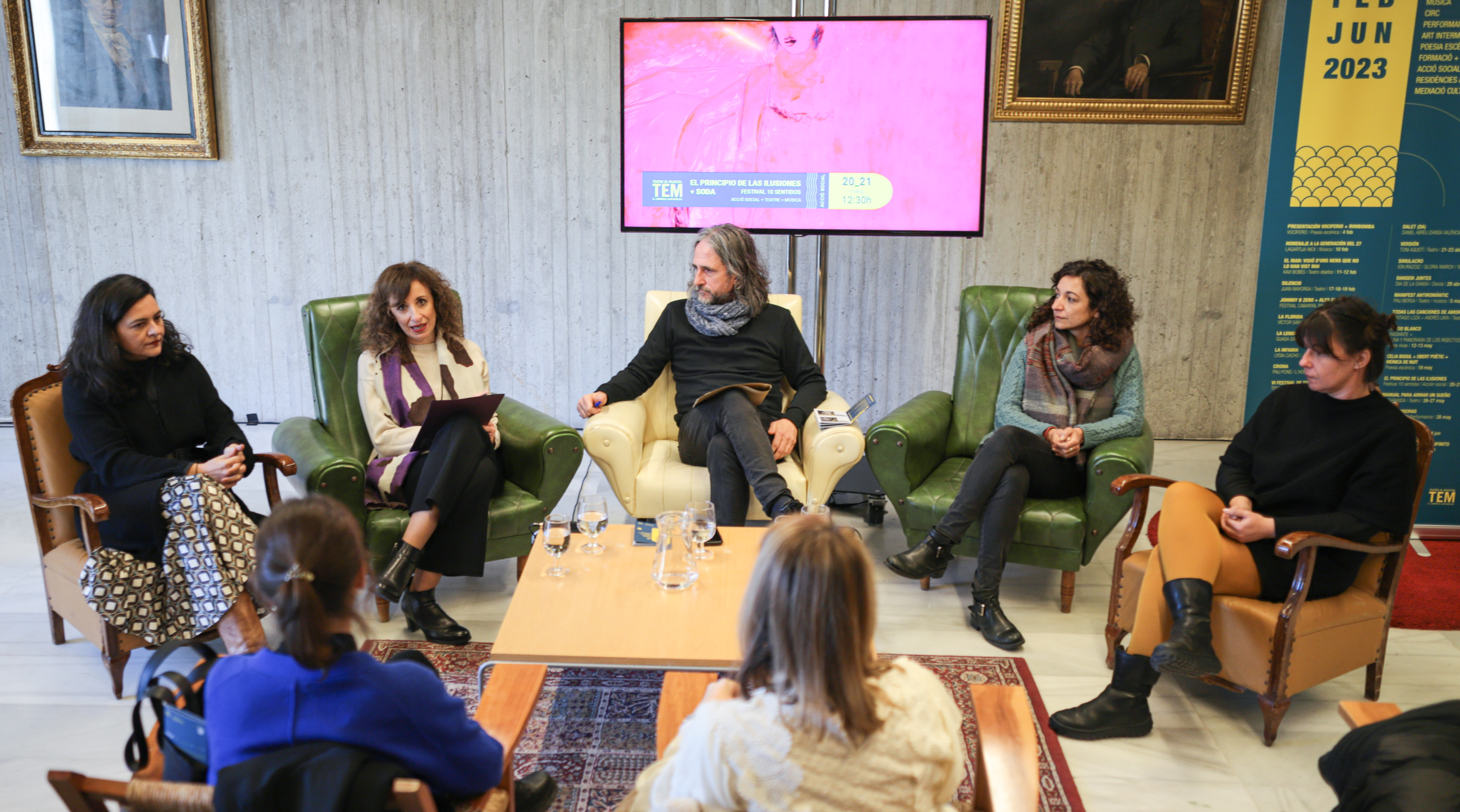 Marionetas, coloquios y teatro de barrio: así se presenta la nueva temporada del TEM