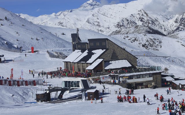 Nozar Hotels & Resorts presenta en Valencia sus novedades para la temporada invernal de Boí Taüll y Resort Balneario de Panticosa