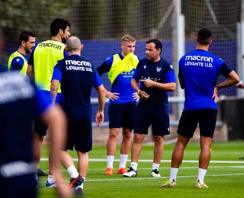 Calleja debe rehacer el puzle con la vuelta de Iborra
