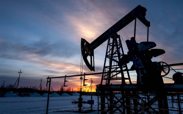 El precio del petróleo europeo, entre vaivenes