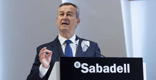 El 'hedge fund' americano Citadel no se rinde: vuelve a la carga bajista contra el Banco Sabadell