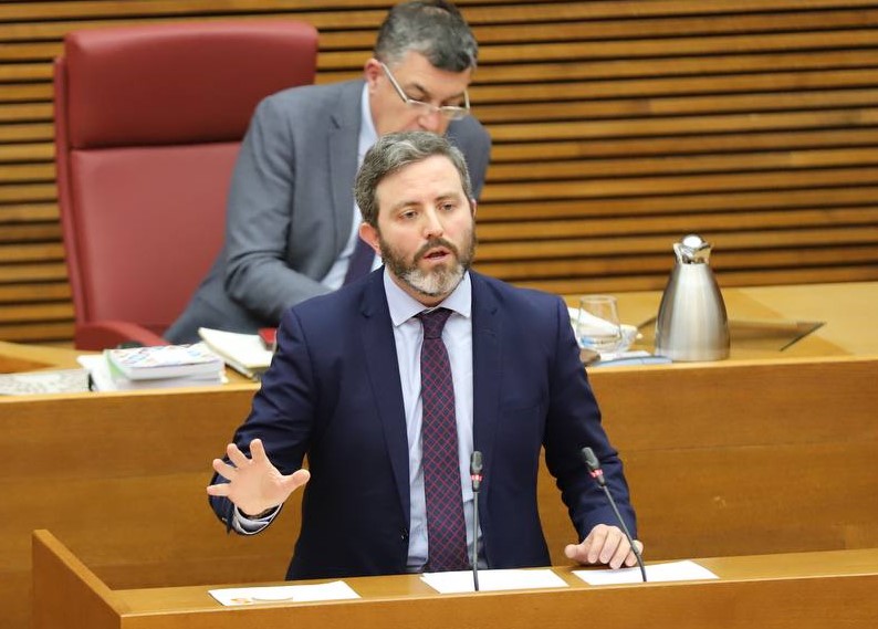 Eduardo del Pozo, alcaldable de Cs por Castelló, durante una intervención en Les Corts. - 