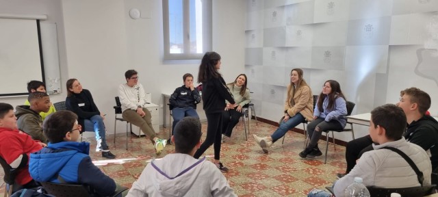Nules promueve la educación emocional entre los jóvenes con talleres de salud mental