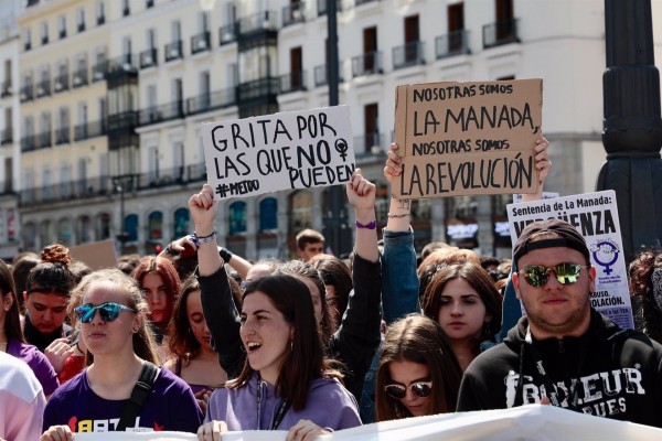 Los socios del Gobierno piden al PSOE que pacte un texto con Podemos para la Ley del 'solo sí es sí'

