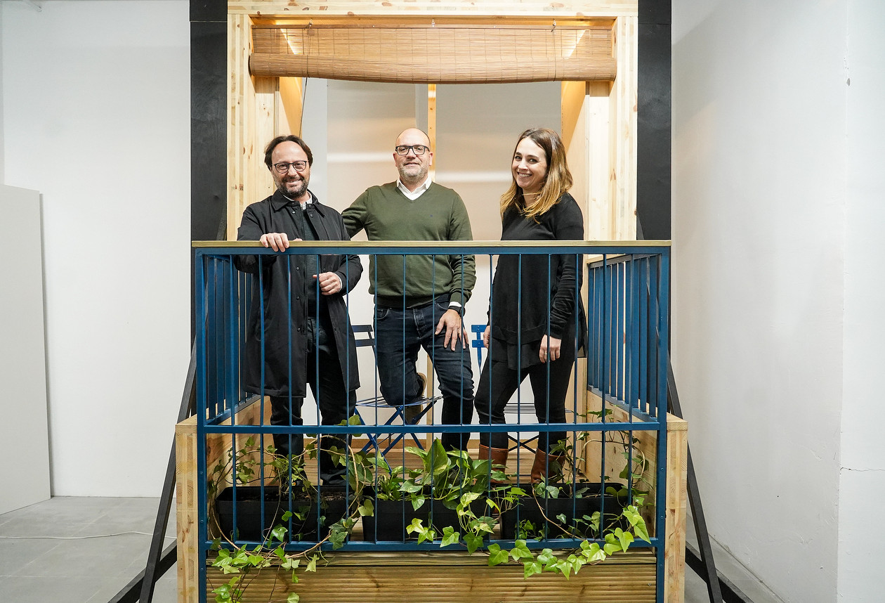 ¿Pisos sin terraza? La propuesta valenciana para incorporar a los edificios  balcones prefabricados 