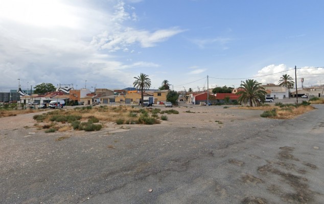 La otra cara de la rehabilitación urbana en Elche, pequeños barrios que no están en agenda