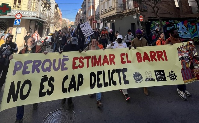 Vecinos de Benimaclet se manifiestan en rechazo al PAI y en apoyo a los 