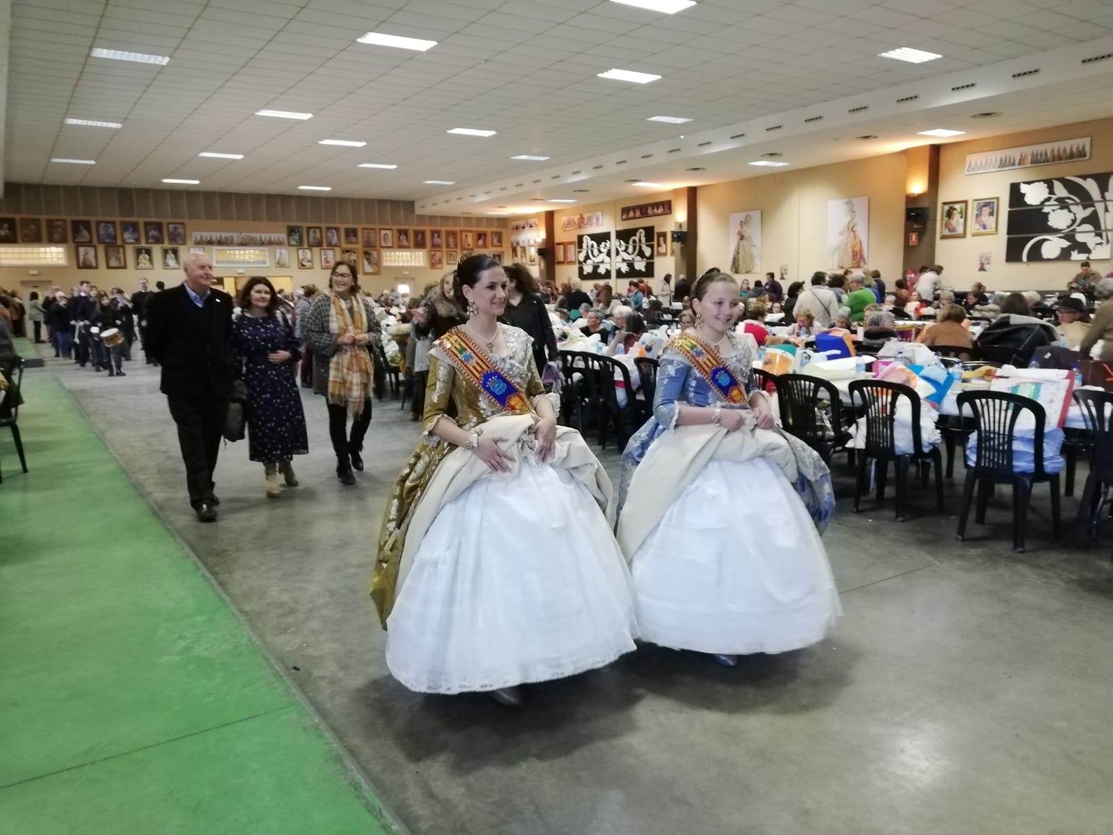 Cerca de 700 bolilleras muestran su arte en el XXIV Encuentro celebrado en la Llar Fallera de Borriana