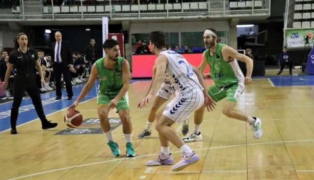 El TAU Castelló busca su octava victoria de la temporada a costa del Ourense