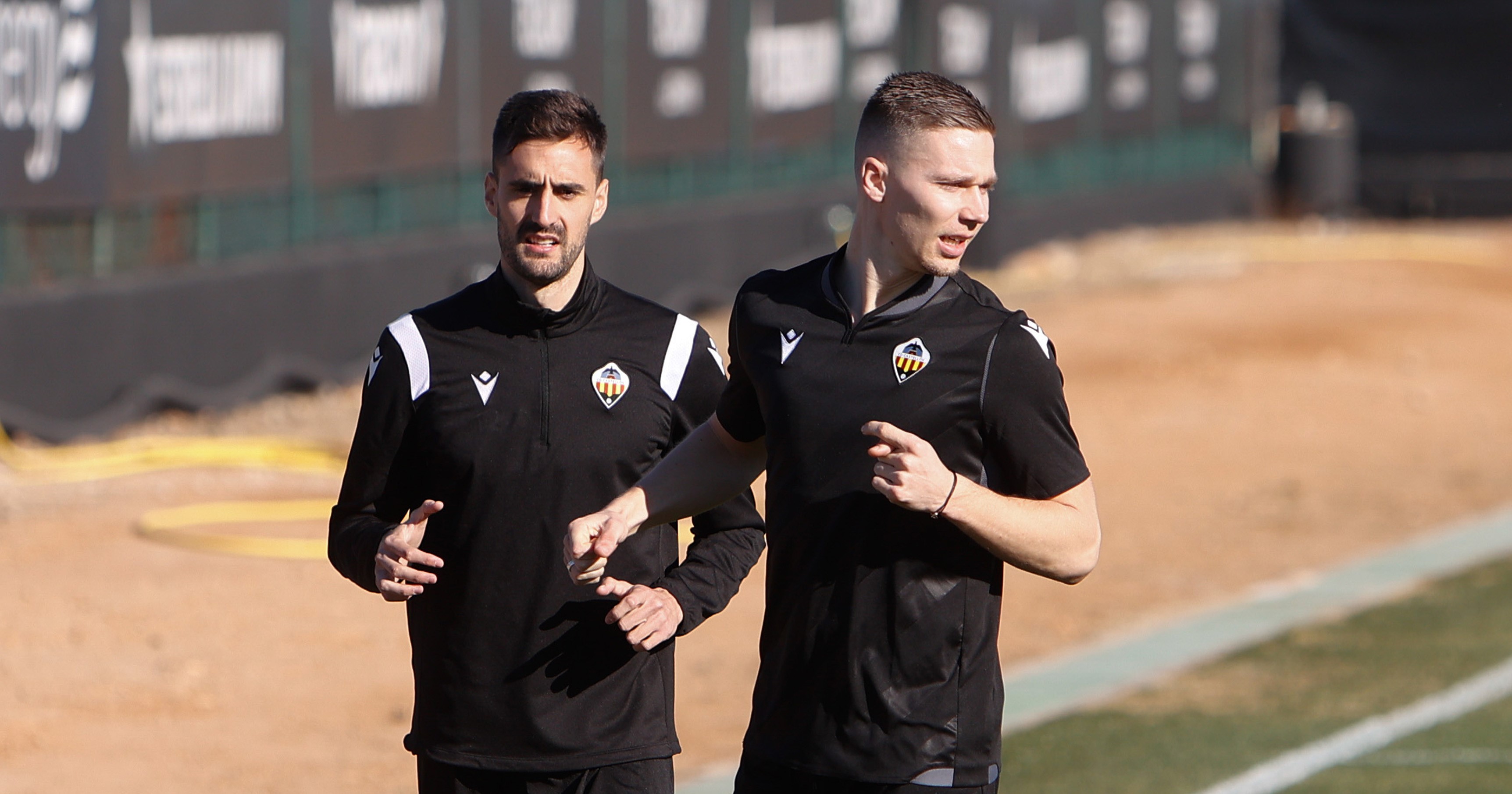 Los últimos fichajes del Castellón, pendientes de la burocracia de cara al domingo