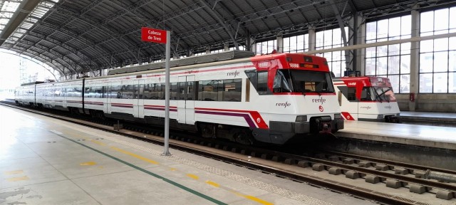 Renfe firma con el ICO un crédito de 350 millones para la compra de cercanías a Stadler y Alstom