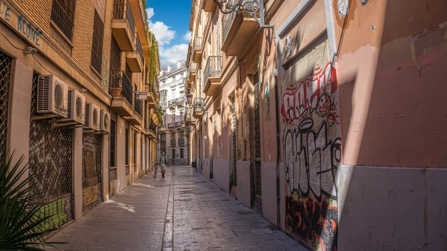Compromís plantea en el Senado un plan estatal de ayudas para rehabilitar segundas viviendas 
