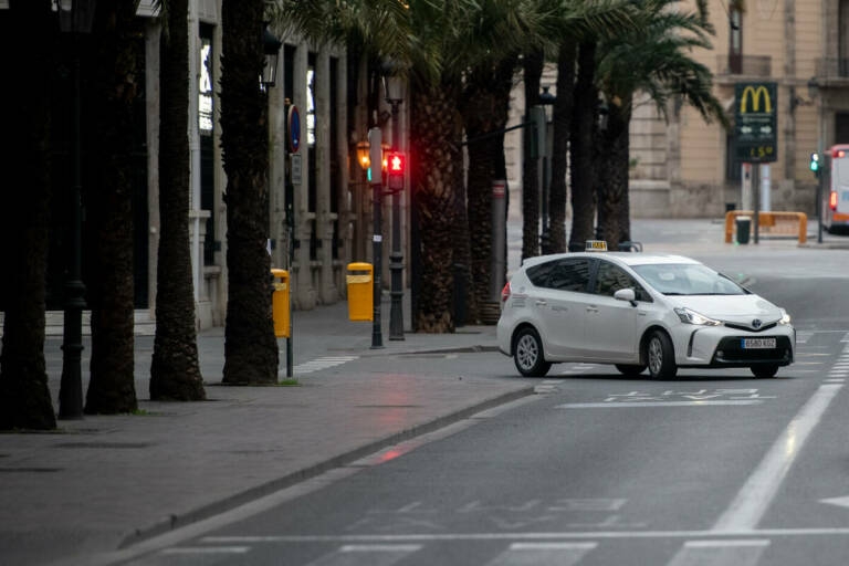 Afectados por la Ley del Taxi critica que la 