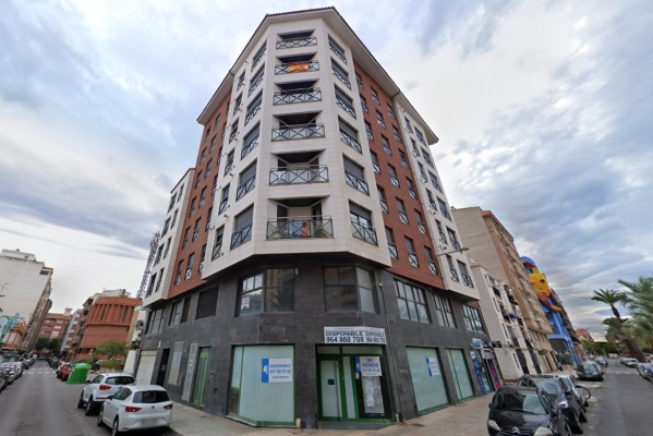 La Sareb saca a subasta 16 inmuebles en el Grau de Castelló para cobrarse una deuda de 1,7 millones