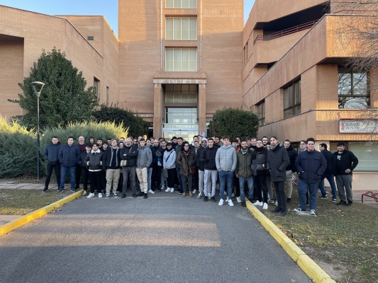Empresas tecnológicas de Xarxatec buscan alumnos de FP dual en Castellón 