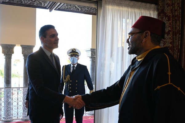 Mohamed VI no recibirá a Sánchez y le emplaza a una próxima visita oficial a Rabat