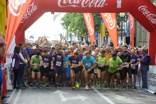 Cientos de personas corren en Alicante para recaudar fondos contra el cáncer de páncreas