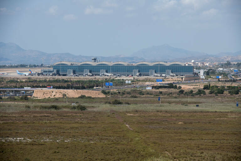 Hampton by Hilton abrirá un nuevo hotel junto al aeropuerto de Alicante con Grupo La Baró