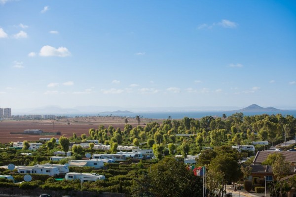 Los campings y apartamentos turísticos de la Región concentraron más de 300.000 visitantes en 2022