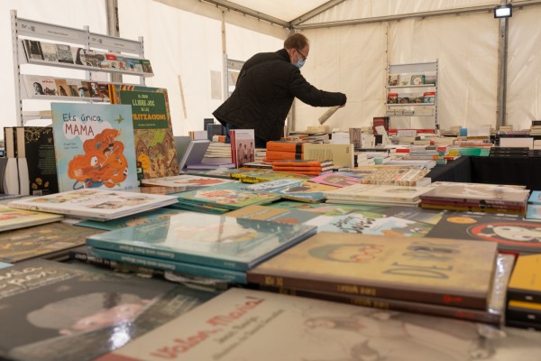 La Plaça del Llibre d'Alacant 