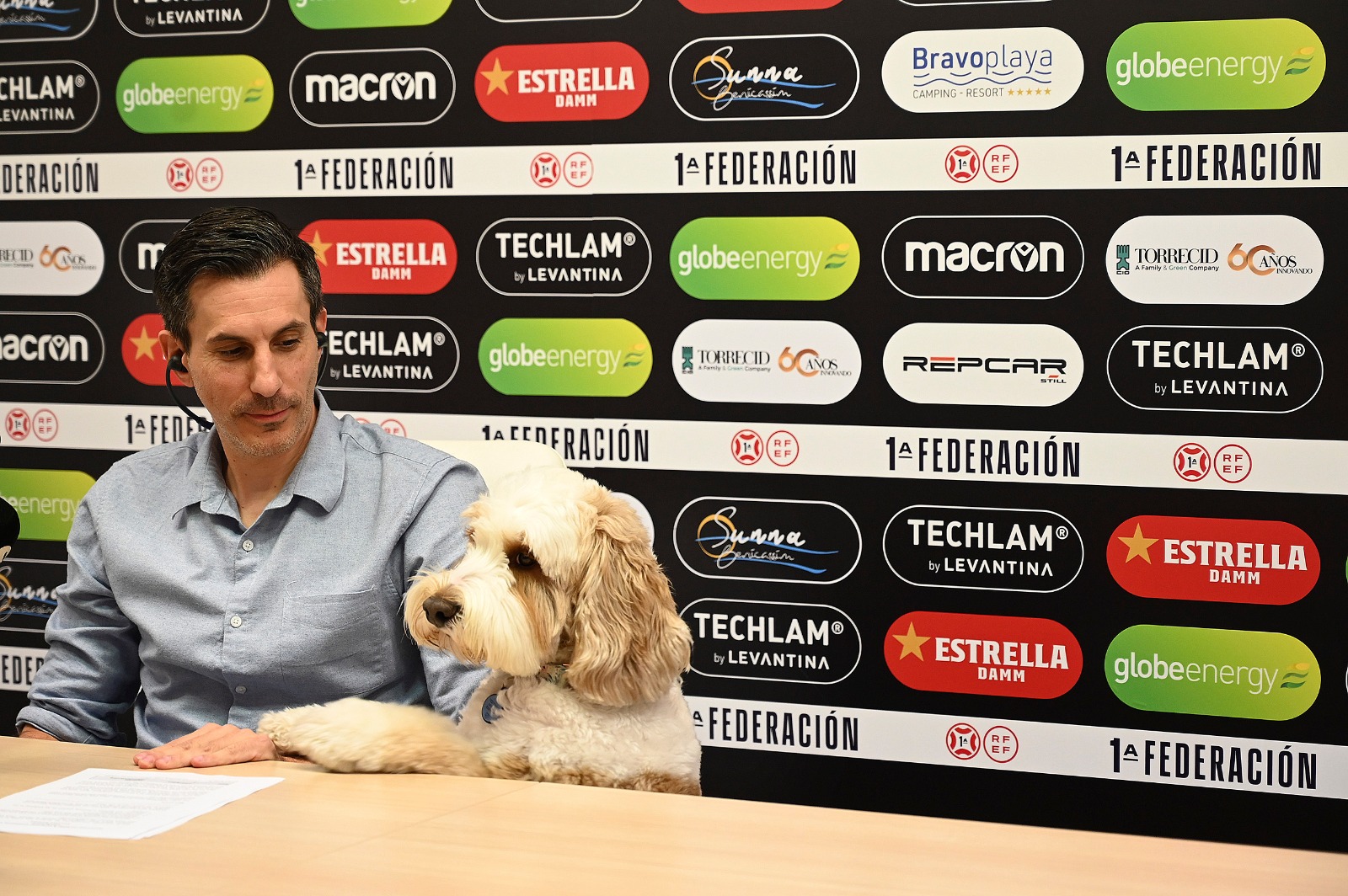 Óscar, el invitado sorpresa de Voulgaris