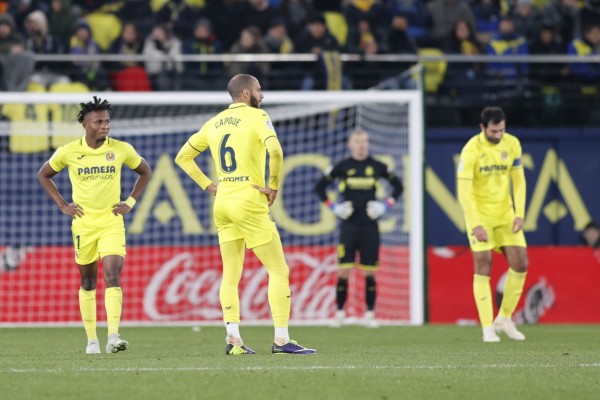 El Rayo congela al Villarreal y conquista La Cerámica 22 años después