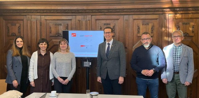 Una delegación de Elda se desplaza a Bélgica para profundizar sobre un proyecto de viviendas sociales