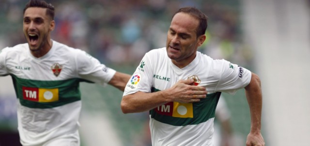 El Elche no logra rentabilizar su poder ofensivo por culpa de goles recibidos