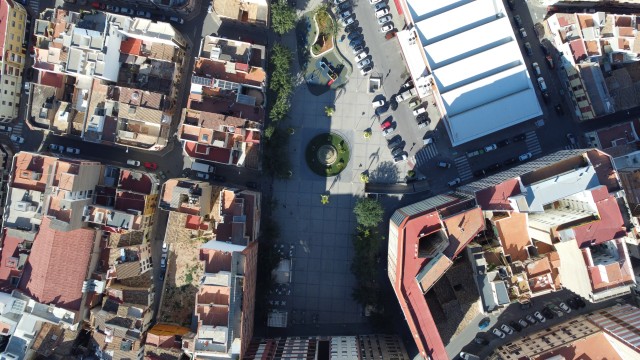 Onda valorará propuestas vecinales para reformar la plaza de España y el parque de las Tres Culturas
