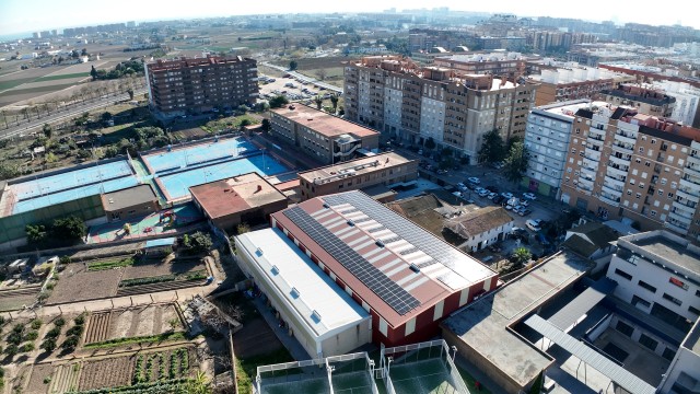 Iberdrola pone en marcha su primera comunidad solar en València