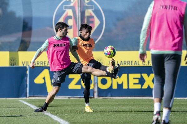 El Villarreal recibe al Rayo para cerrar la primera vuelta y mantener la racha en La Cerámica