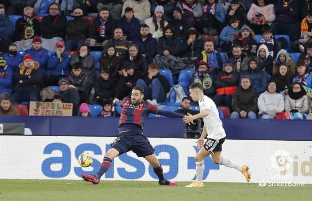 Iborra tampoco podrá jugar ante el Cartagena
