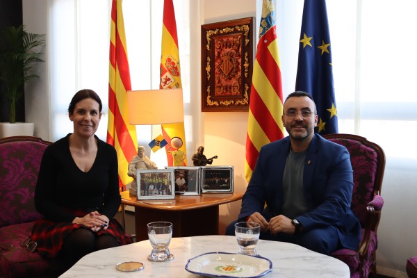 Vila-real colaborará con la Comisión de Peñas para afrontar el aumento de costes en los actos de fiestas