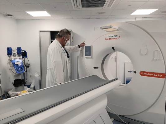 El hospital Rafael Méndez de Lorca incorpora un nuevo TAC valorado en 250.000 euros