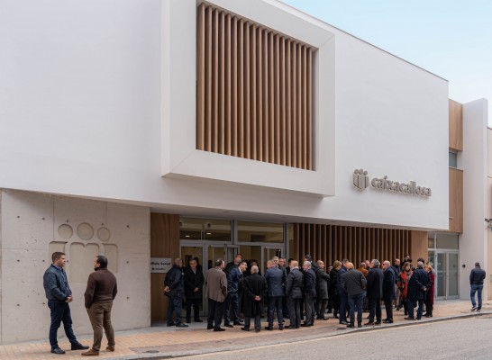 CaixaCallosa inaugura su nuevo Edificio Social y Cultural con más de 300 invitados