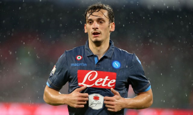 El Nápoles solo aceptará la salida de Gabbiadini por 25 millones o cederlo al extranjero