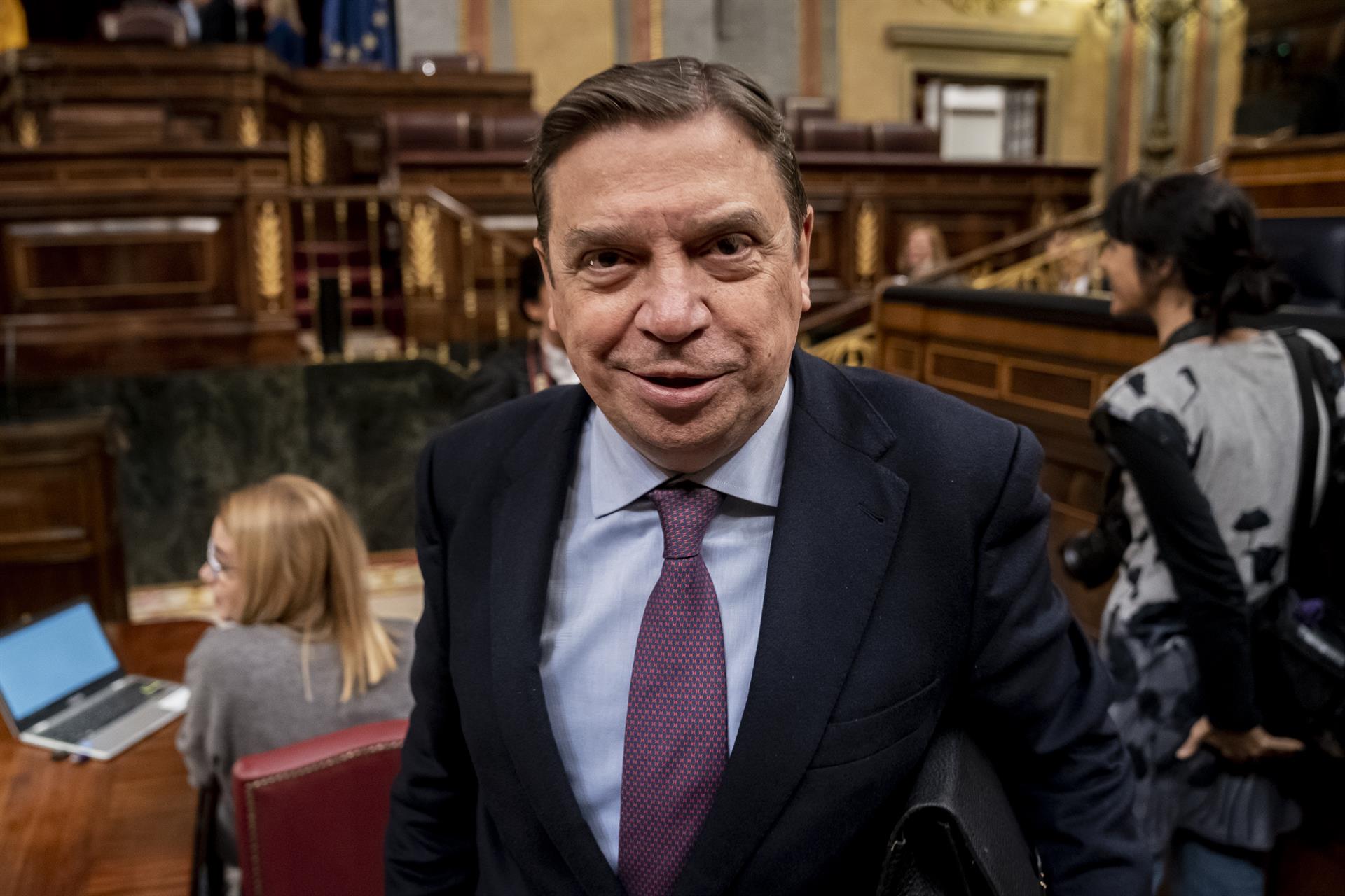 Planas dice que el Gobierno seguirá compensando la reducción de días de actividad en la pesca