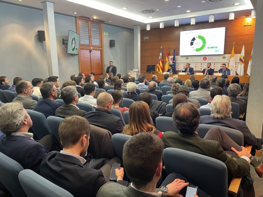 La gestora 'verde' valenciana Nao SAM presenta balance y perspectivas de la mano de la FEBF
