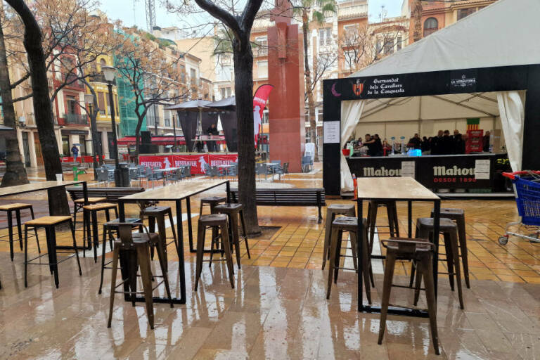 Castelló activará una ventanilla única para facilitar las tramitaciones de las carpas de Magdalena