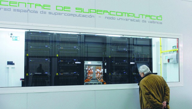 Tirant, el supercomputador de la Universitat de València, se traslada por 1 millón de euros