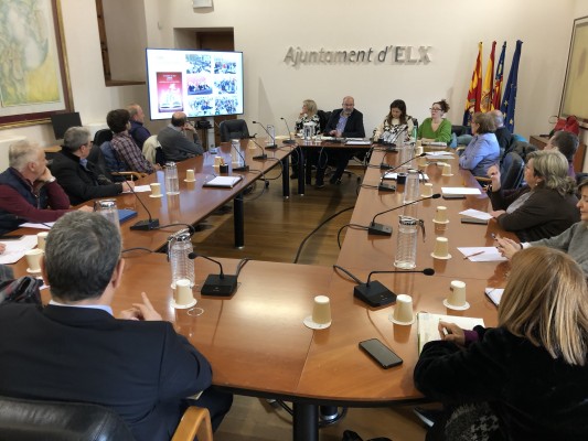 El Consejo de Comercio de Elche declara finalmente festivo aperturable el segundo 'lunes de mona'