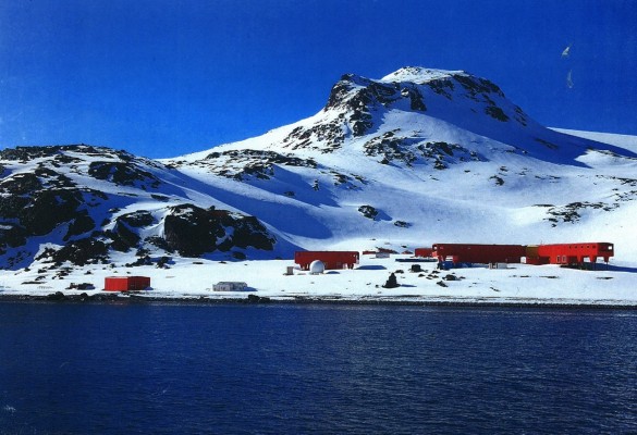 Cleop rehabilita la Base Antártica Española Juan Carlos I
