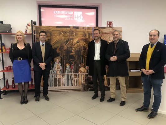 El Ayuntamiento de Elche respalda la iniciativa de la UMH del Misteri al Princesa de Asturias de las Artes 2023