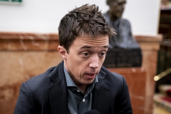 Errejón y Baldoví emplazan a Sánchez a 