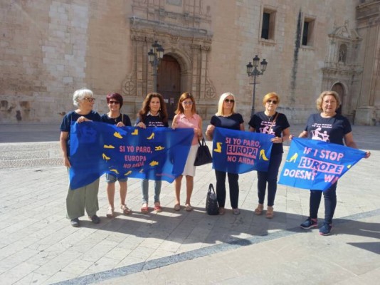 Las aparadoras del calzado pedirán el reconocimiento de sus derechos en Parlamento Europeo
