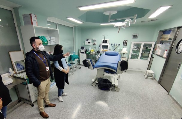 Sanidad reactiva las sesiones guiadas para embarazadas y sus parejas en el Hospital Dr. Balmis