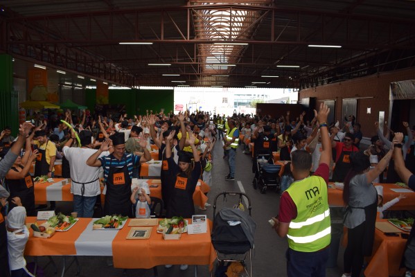 Mercalicante dedica 18 toneladas de fruta a 159 actividades solidarias, deportivas y educativas